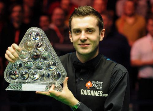 上了聚光灯 上了聚光灯